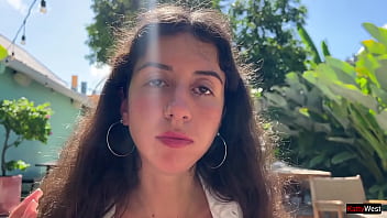 Cafe Cum Slut: Eating My Meal With A Fresh Facial Load In Public
