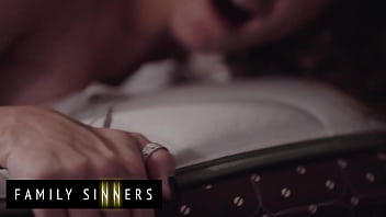 Steamy Stepdaughter Seduction: A Sloppy, Cum-drenched Affair With Daddy