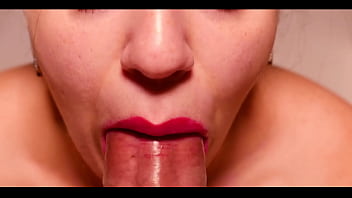 Cristall Gloss: A Wet, Up-close Look At Deep Throat And Swallowing