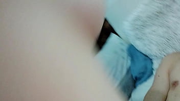 Hot College Couple’s Raw Amateur Home Sex Tape